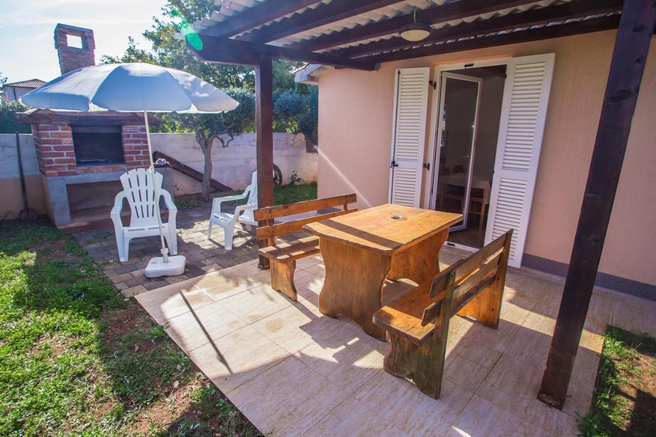 Ema-Dany Apartment Porec Luaran gambar