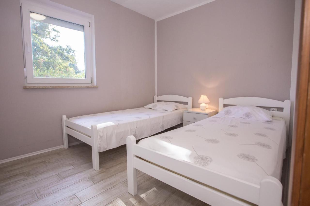 Ema-Dany Apartment Porec Luaran gambar
